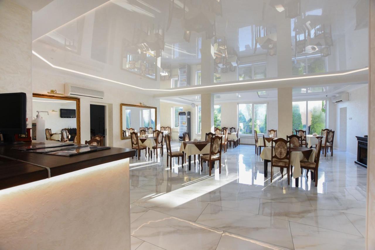 Hotel Continent Polyana  Ngoại thất bức ảnh